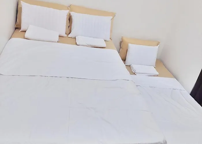 Vakantiehuis Townhouse At Of Naga, Cebu San Fernando (Cebu)